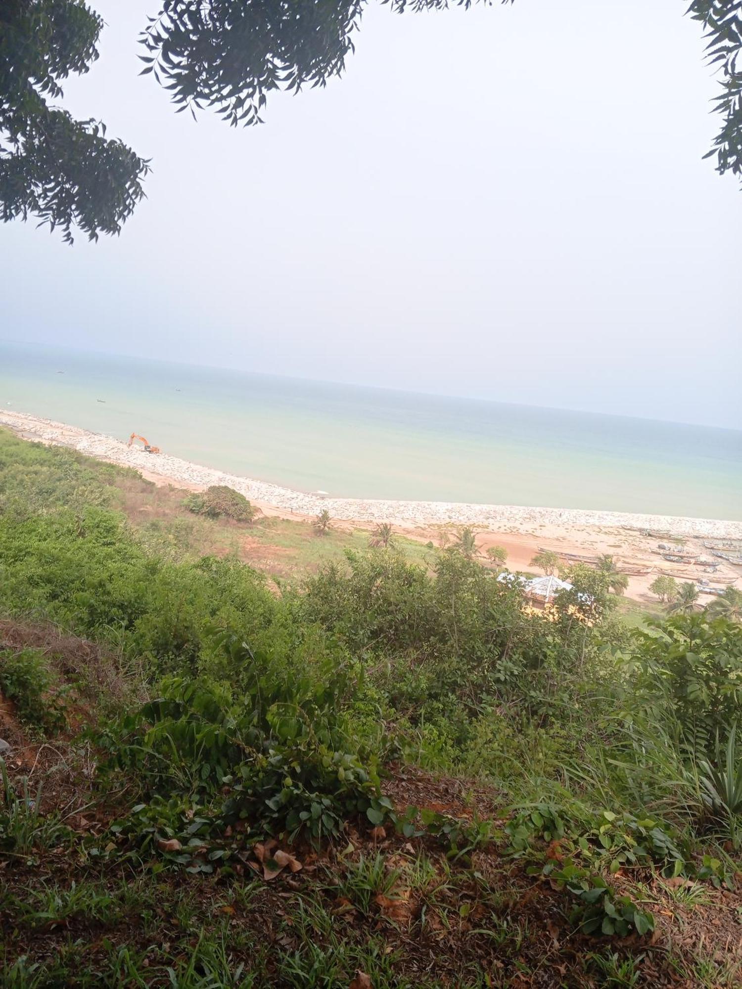 Abuesi Beach Resort Sekondi-Takoradi Exterior photo